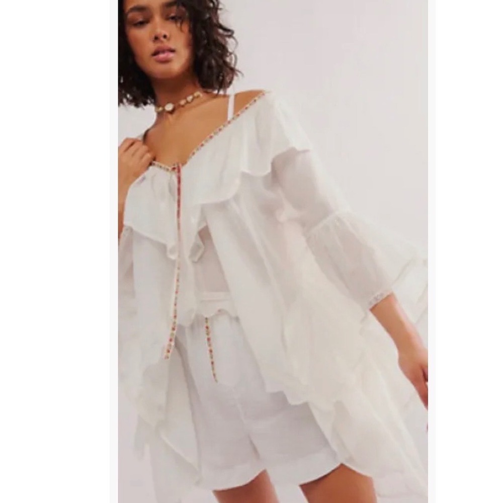 Intimately Free People White Gauze Ruffle Poncho Top Floral Trim Boho Size M/L